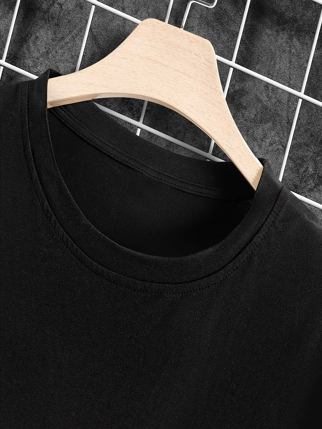Men's Y2K style pattern T-shirt  100% cotton.