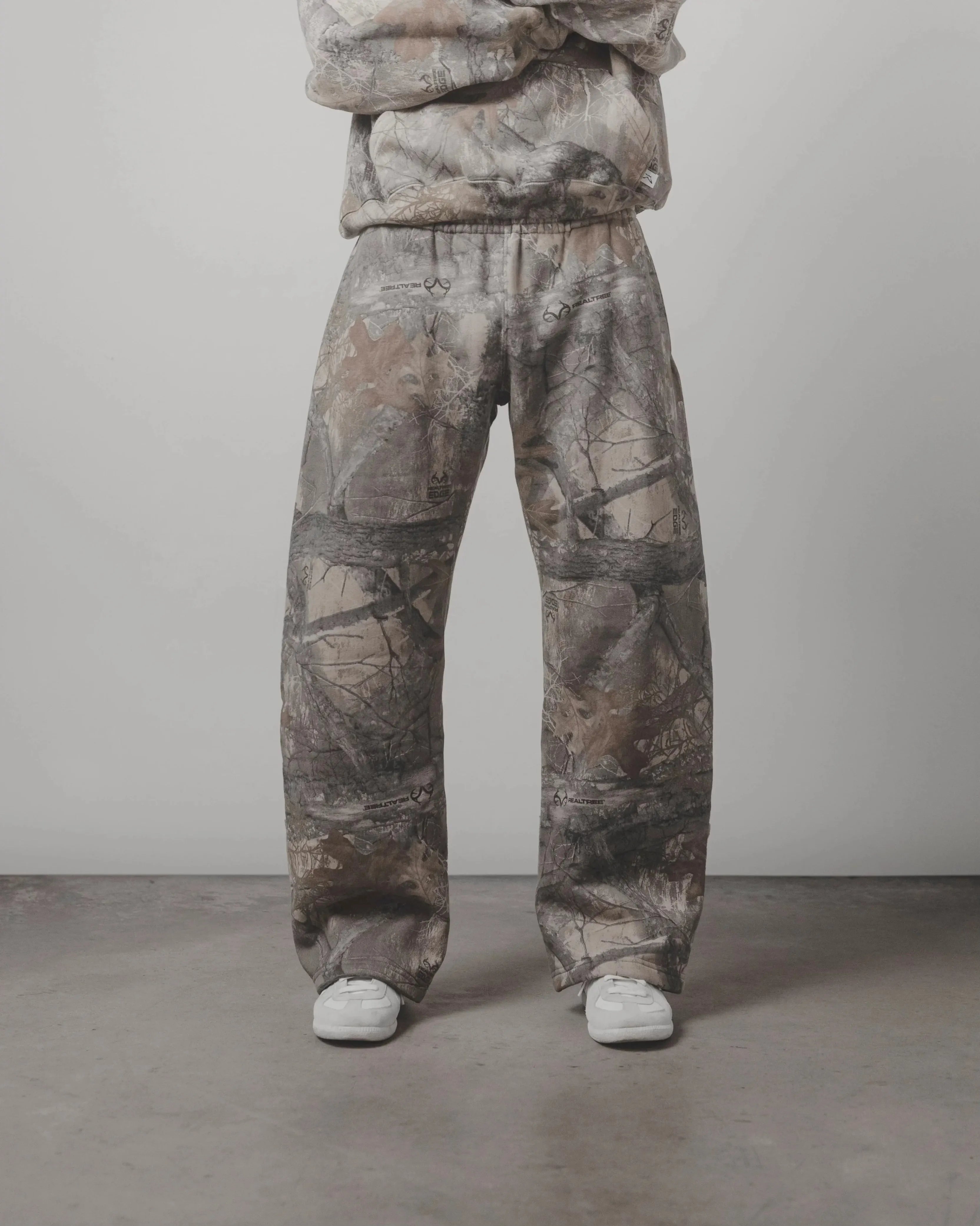 Y2K Streetwear Men Camouflage Pattern Print High Street Hip Hop Sweatpants.